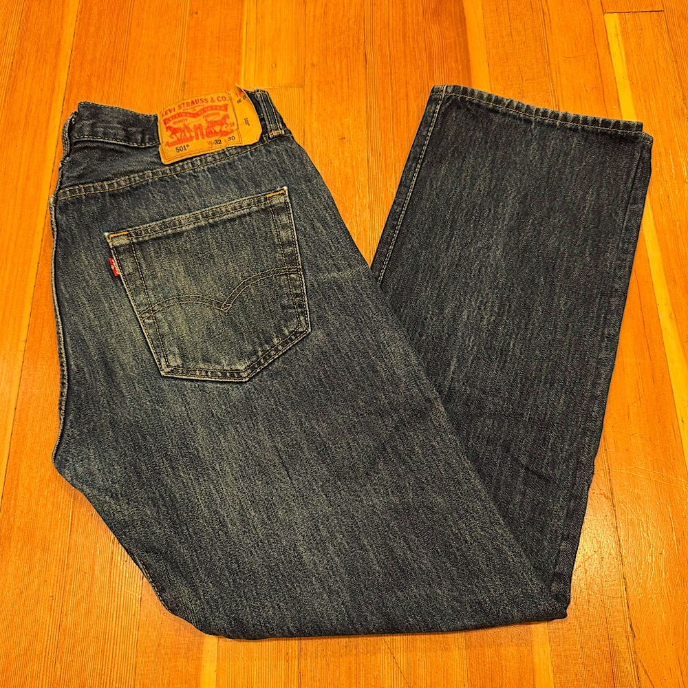 Levi’s 501 Original Fit Men’s Indigo Button Fly Jeans 32x30